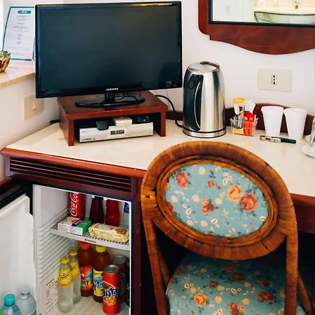 Bed and Breakfast Villino Eleonora 4*