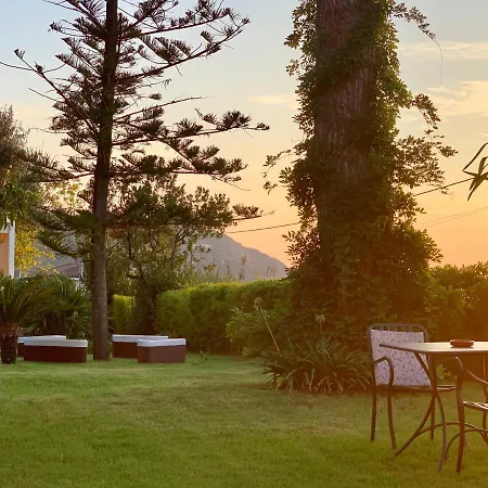 Villino Eleonora Bed and Breakfast Parghelia